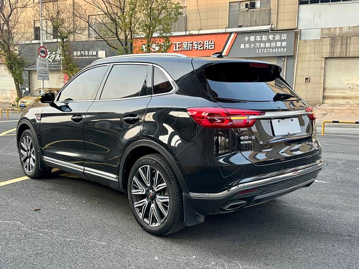 Фото 6 - Hongqi HS5