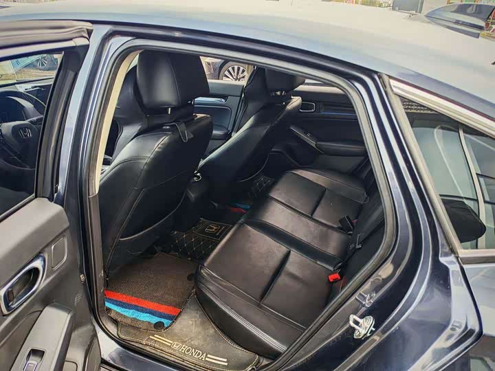 Фото 6 - Honda Civic