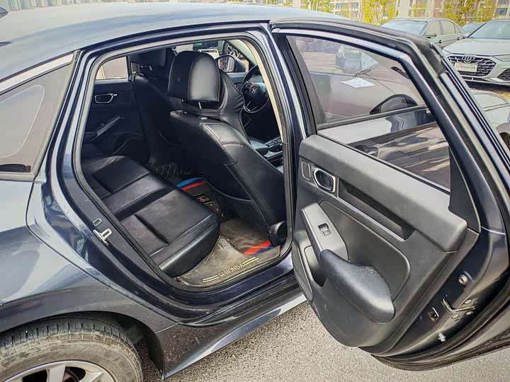 Фото 9 - Honda Civic