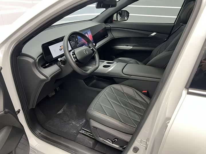 Фото 3 - Changan CS75 Plus