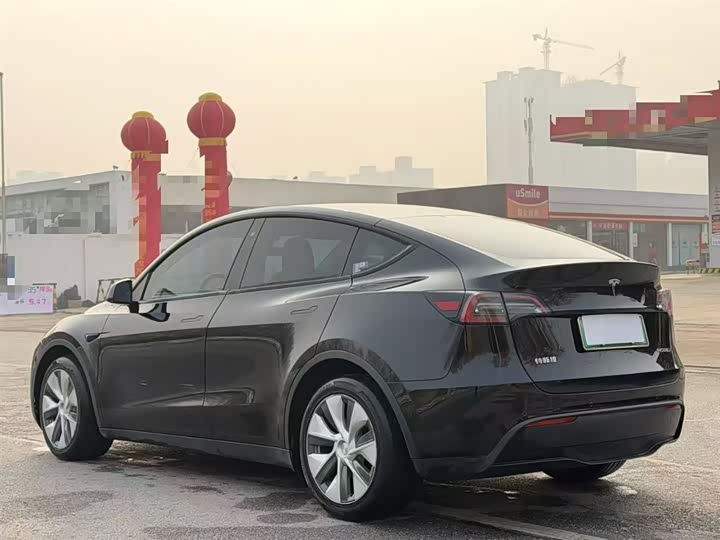 Фото 5 - Tesla Model Y