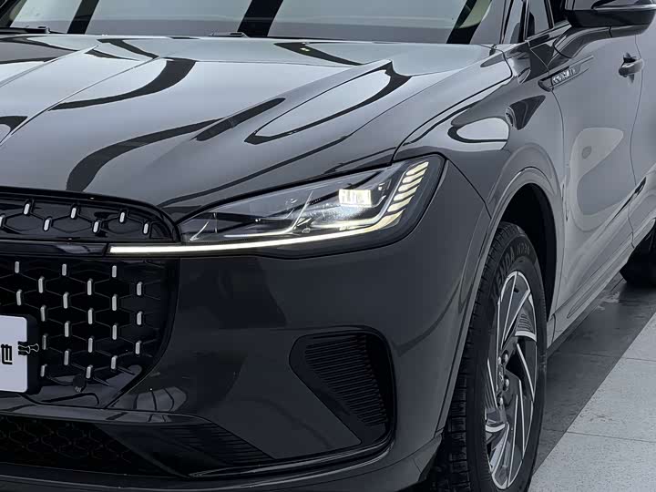 Фото 5 - Lincoln Corsair