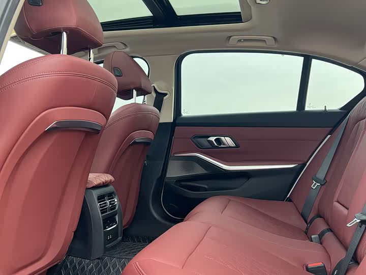 Фото 6 - BMW 3 Series