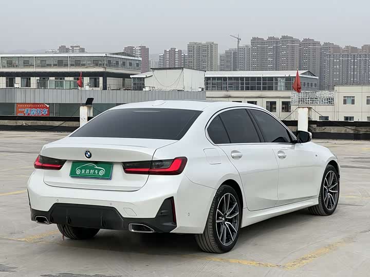 Фото 9 - BMW 3 Series