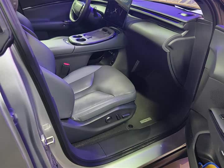 Фото 8 - XPeng G7