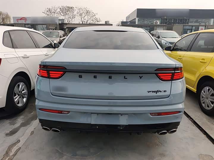Фото 6 - Geely Preface