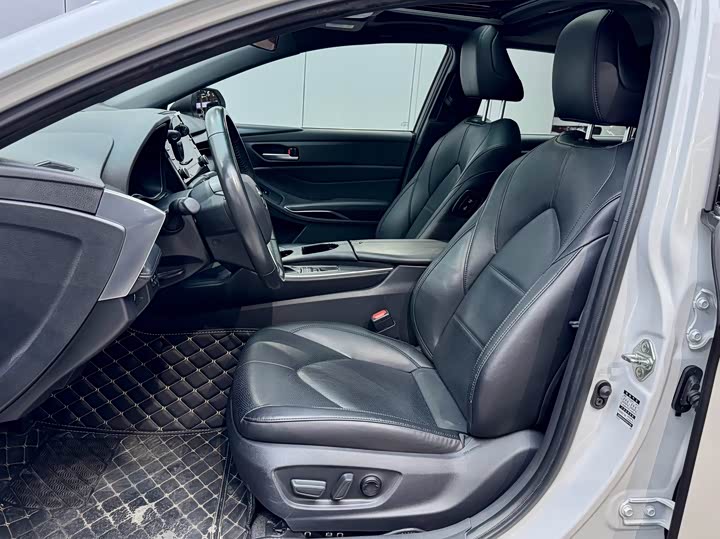 Фото 5 - Toyota Avalon