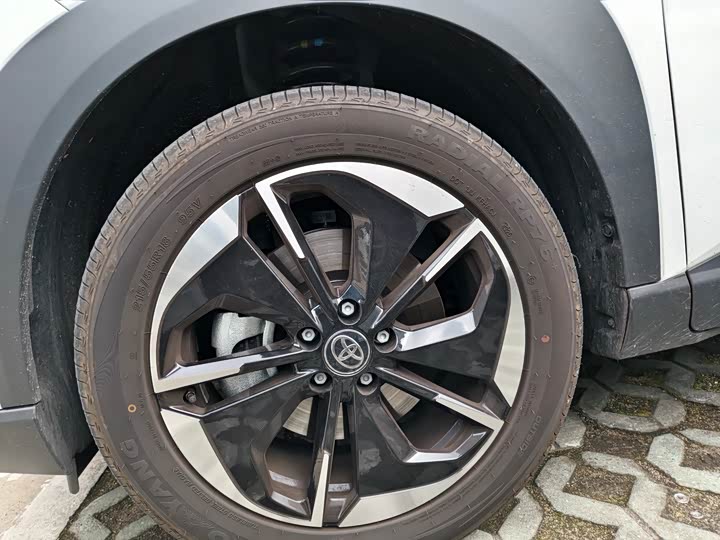 Фото 3 - Toyota bZ3X