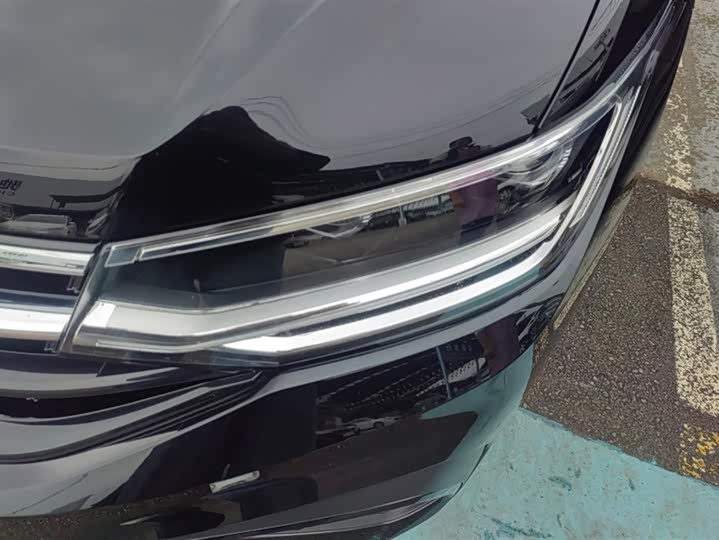 Фото 5 - Volkswagen Tiguan L Pro