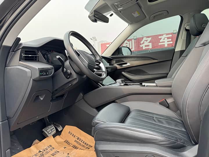 Фото 7 - Audi Q6