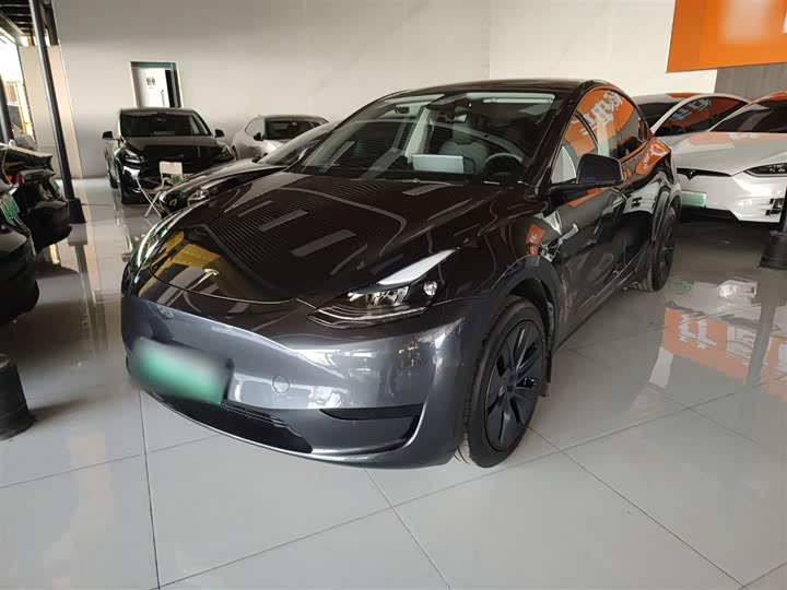 Фото 2 - Tesla Model Y