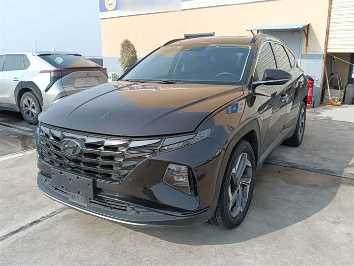 Фото 1 - Hyundai Tucson L