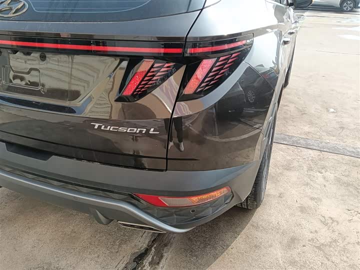 Фото 8 - Hyundai Tucson L