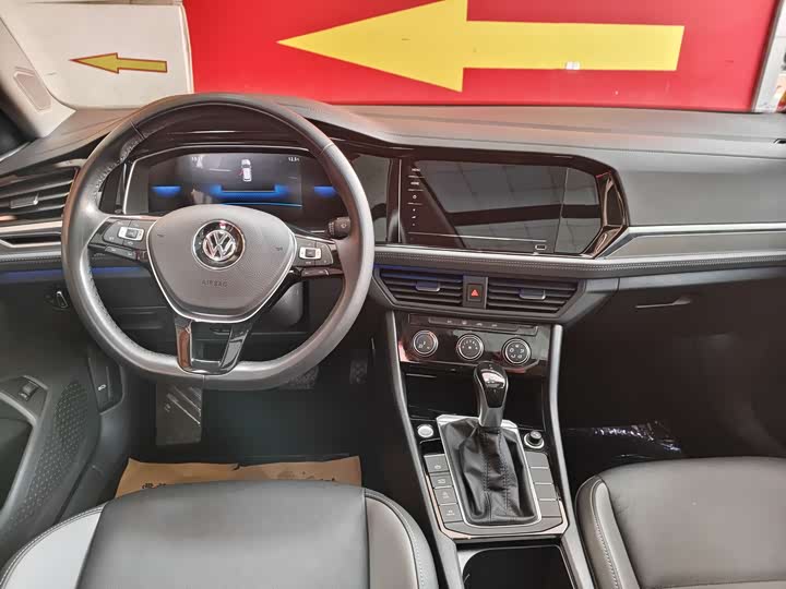 Фото 4 - Volkswagen Sagitar L