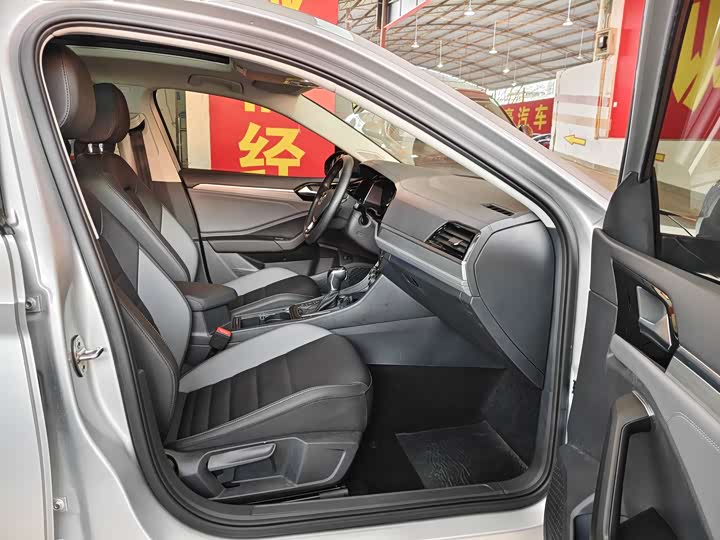 Фото 7 - Volkswagen Sagitar L