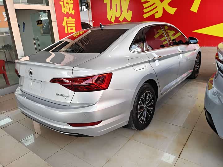 Фото 9 - Volkswagen Sagitar L