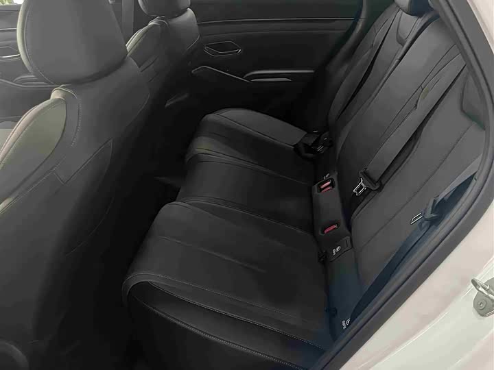 Фото 5 - BYD Qin L