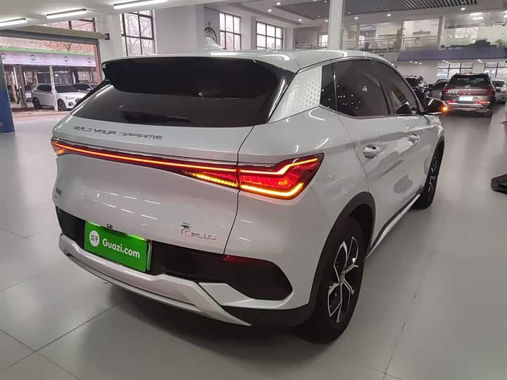 Фото 7 - BYD Yuan Plus