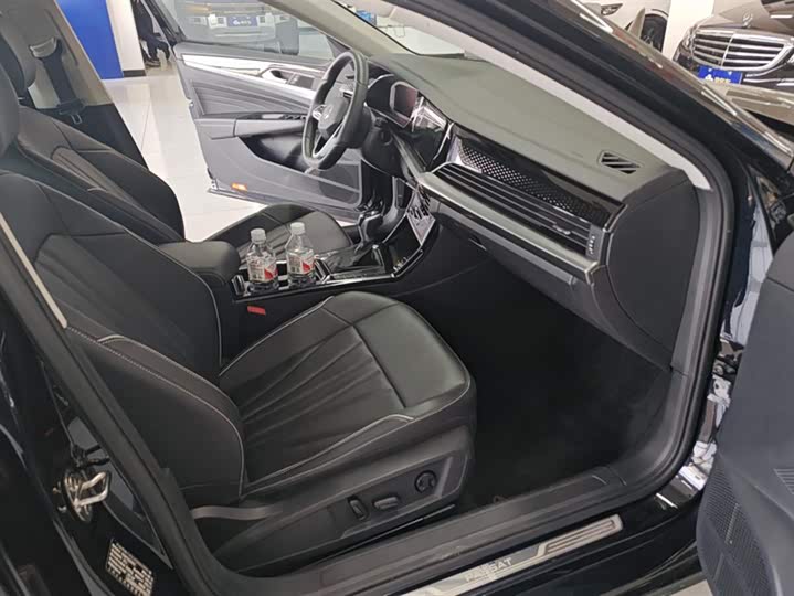 Фото 8 - Volkswagen Passat