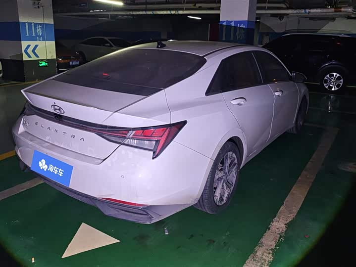 Фото 2 - Hyundai Elantra N line