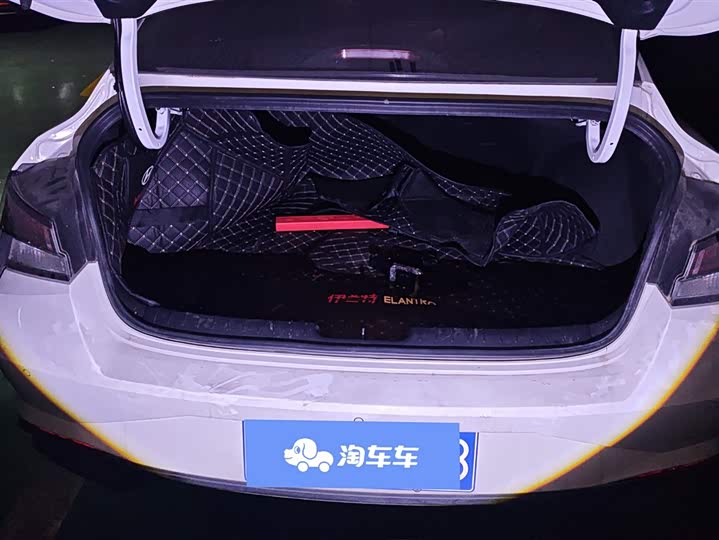 Фото 3 - Hyundai Elantra N line