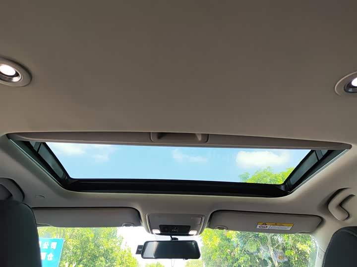 Фото 8 - Honda Inspire