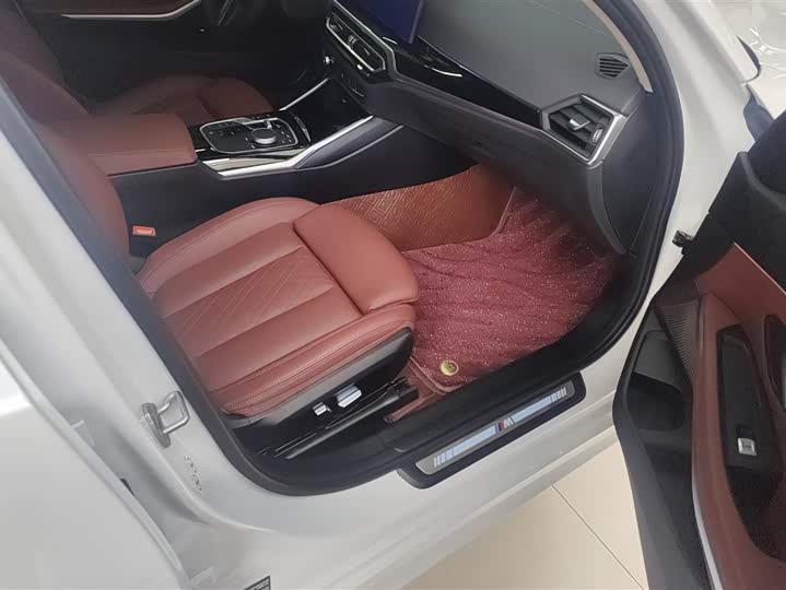 Фото 8 - BMW 3 Series