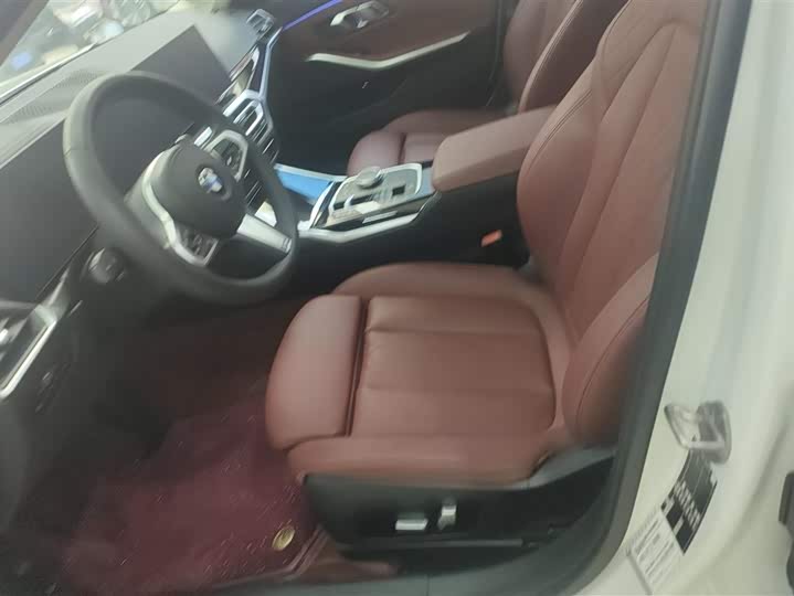 Фото 9 - BMW 3 Series