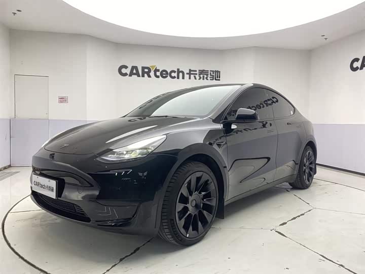 Фото 1 - Tesla Model Y
