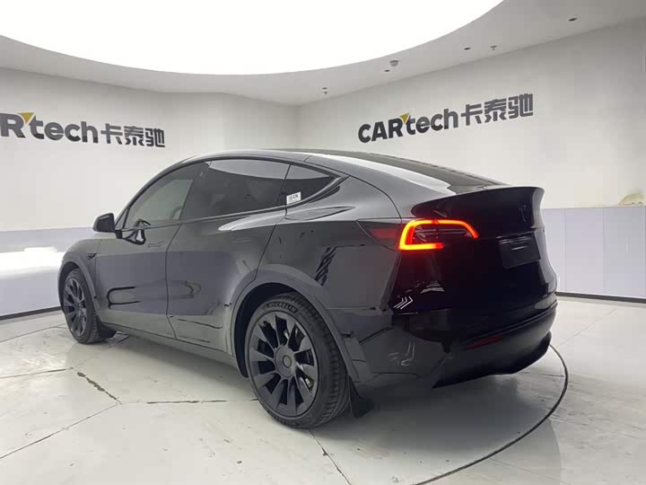 Фото 7 - Tesla Model Y