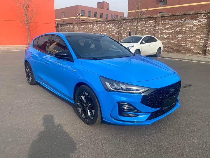 Фото 3 - Ford Focus