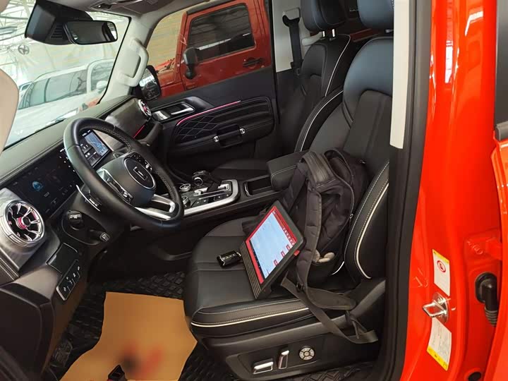 Фото 7 - Tank 300