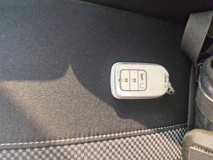 Фото 9 - Honda Civic