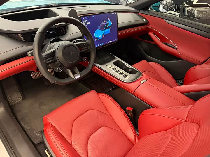 Фото 2 - Xiaomi SU7