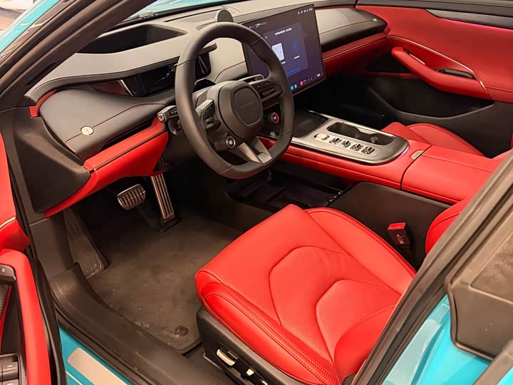 Фото 7 - Xiaomi SU7