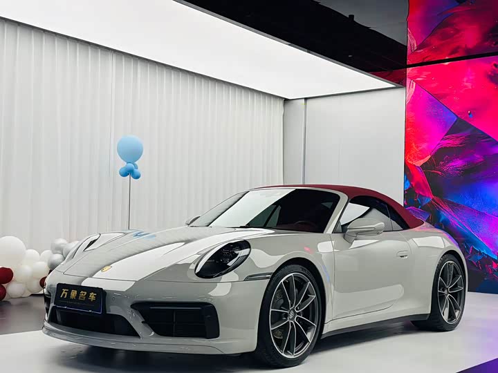 Фото 1 - Porsche 911