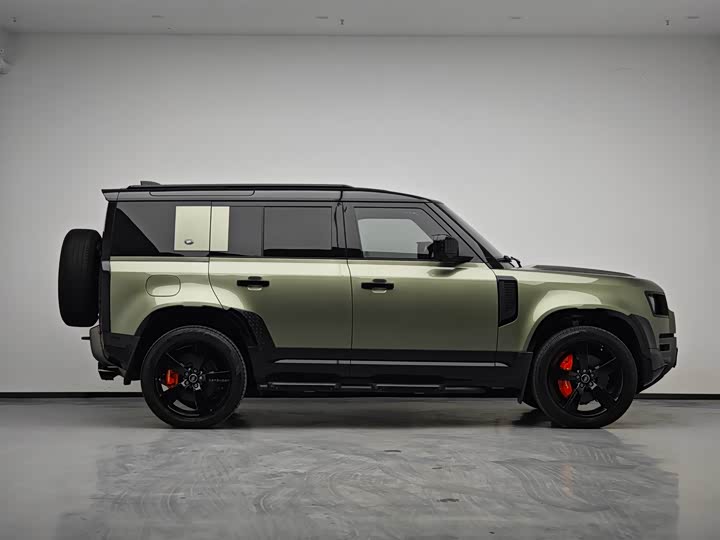 Фото 8 - Land Rover Defender