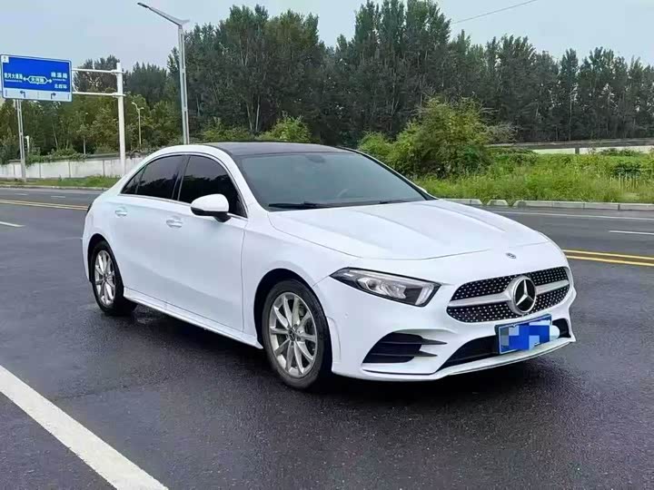 Фото 1 - Mercedes-Benz A-Class