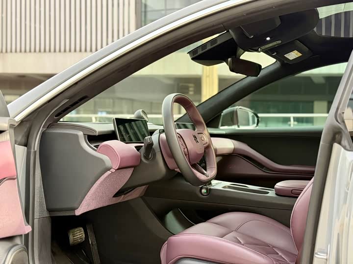 Фото 6 - Nio ET5