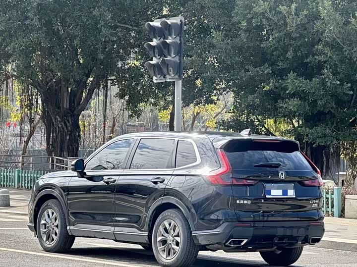 Фото 4 - Honda CR-V