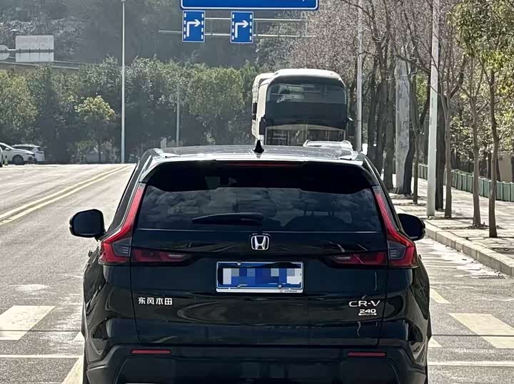 Фото 6 - Honda CR-V