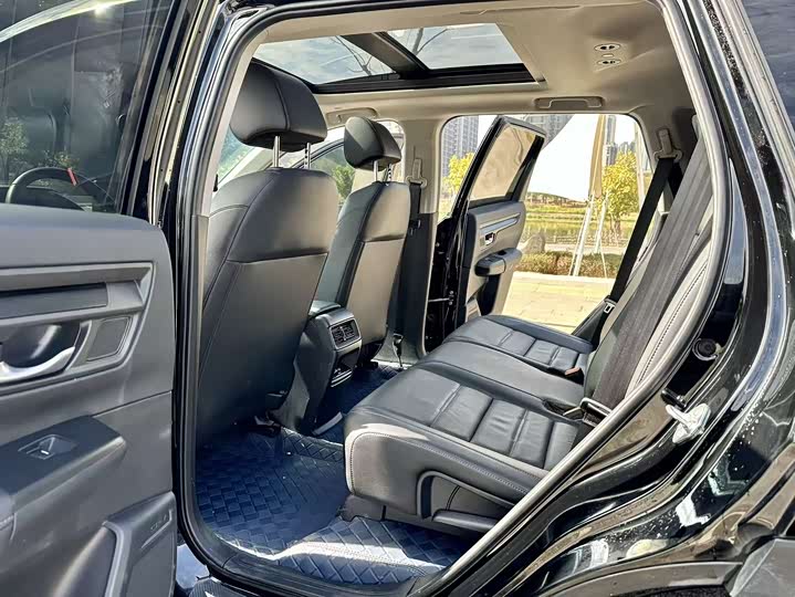 Фото 7 - Honda CR-V