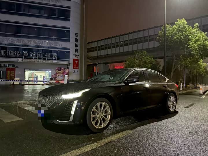 Фото 2 - Cadillac CT5