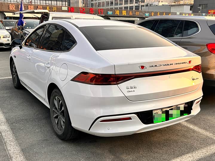 Фото 4 - BYD Qin Plus