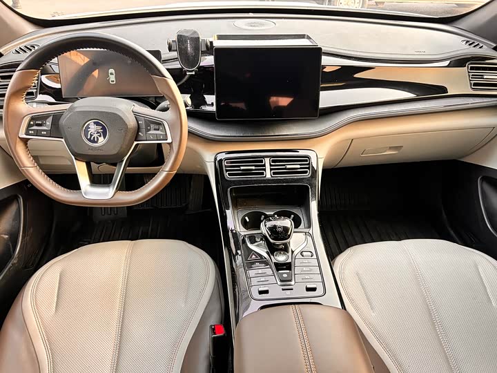 Фото 9 - BYD Qin Plus