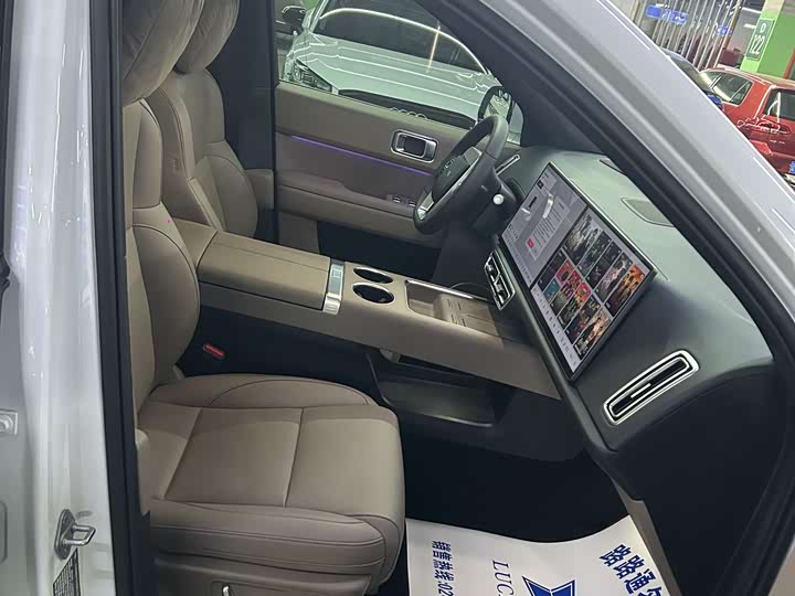 Фото 8 - LiXiang L6