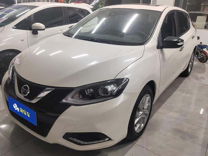 Фото 1 - Nissan Tiida