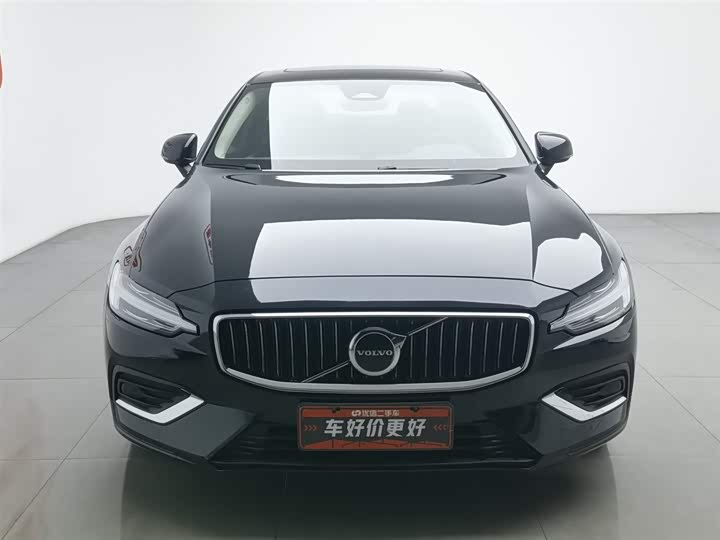 Фото 3 - Volvo S60