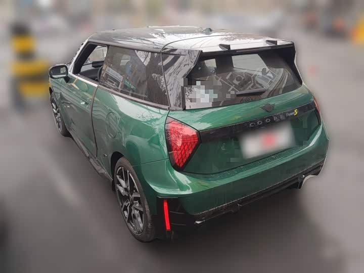 Фото 9 - Mini Cooper