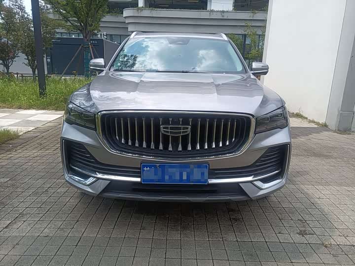 Фото 2 - Geely Monjaro